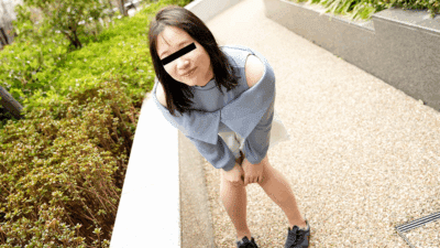 112424_01 – Em gái H-Cup lần đầu thử chơi lỗ nhị